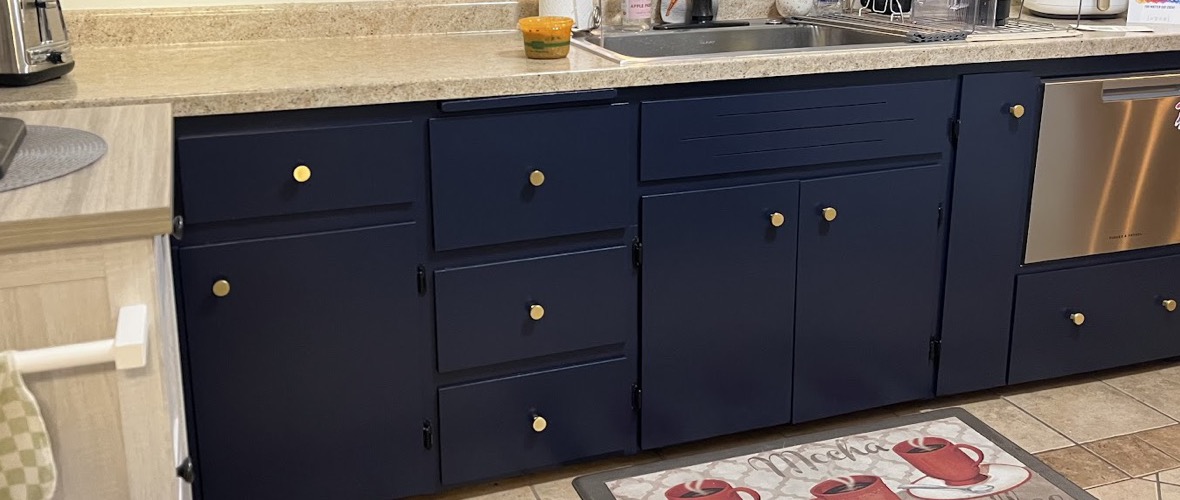 Cabinet refinishing by Spiritus Vitae Painting